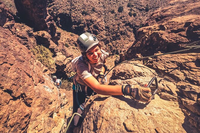 Top Vía Ferrata for Beginners in Gran Canaria ツ - A small group makes a difference on the rock