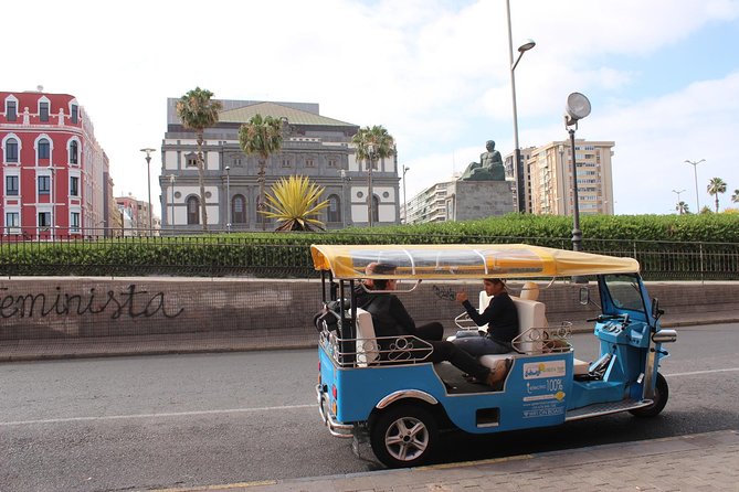 Tuk-Tuk Neighbourhoods Tour around Las Palmas de Gran Canaria - Reaching Vegueta and the Cathedral area