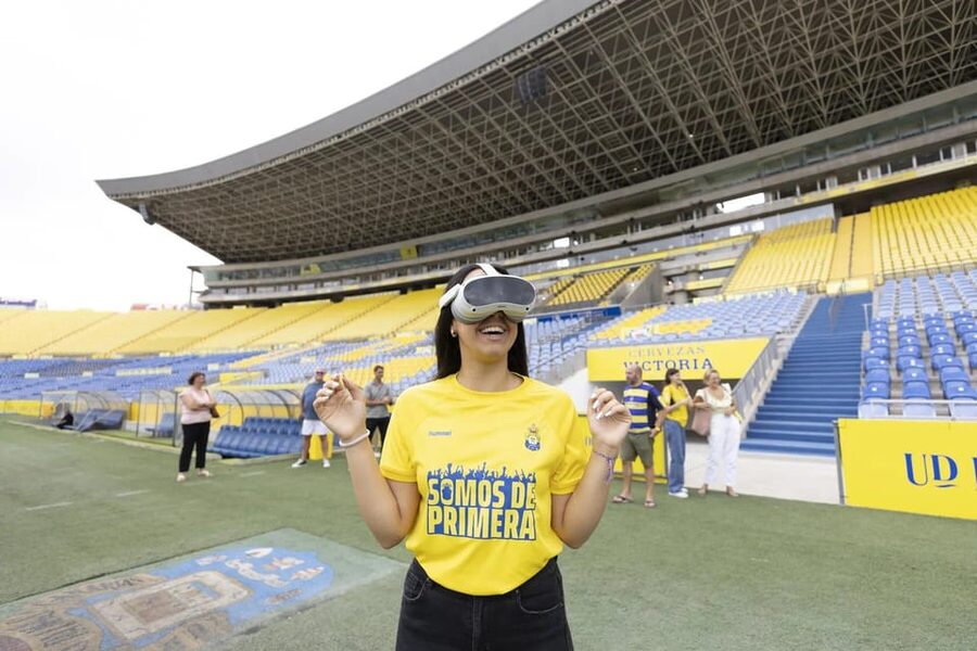 UD Las Palmas Gran Canaria Stadium Guided Tour - Starting at the official club store